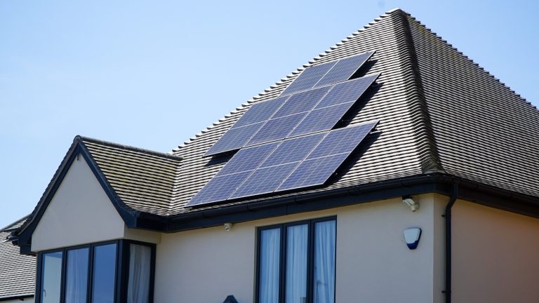 ombining Roof Replacement with Solar Panel Installation
